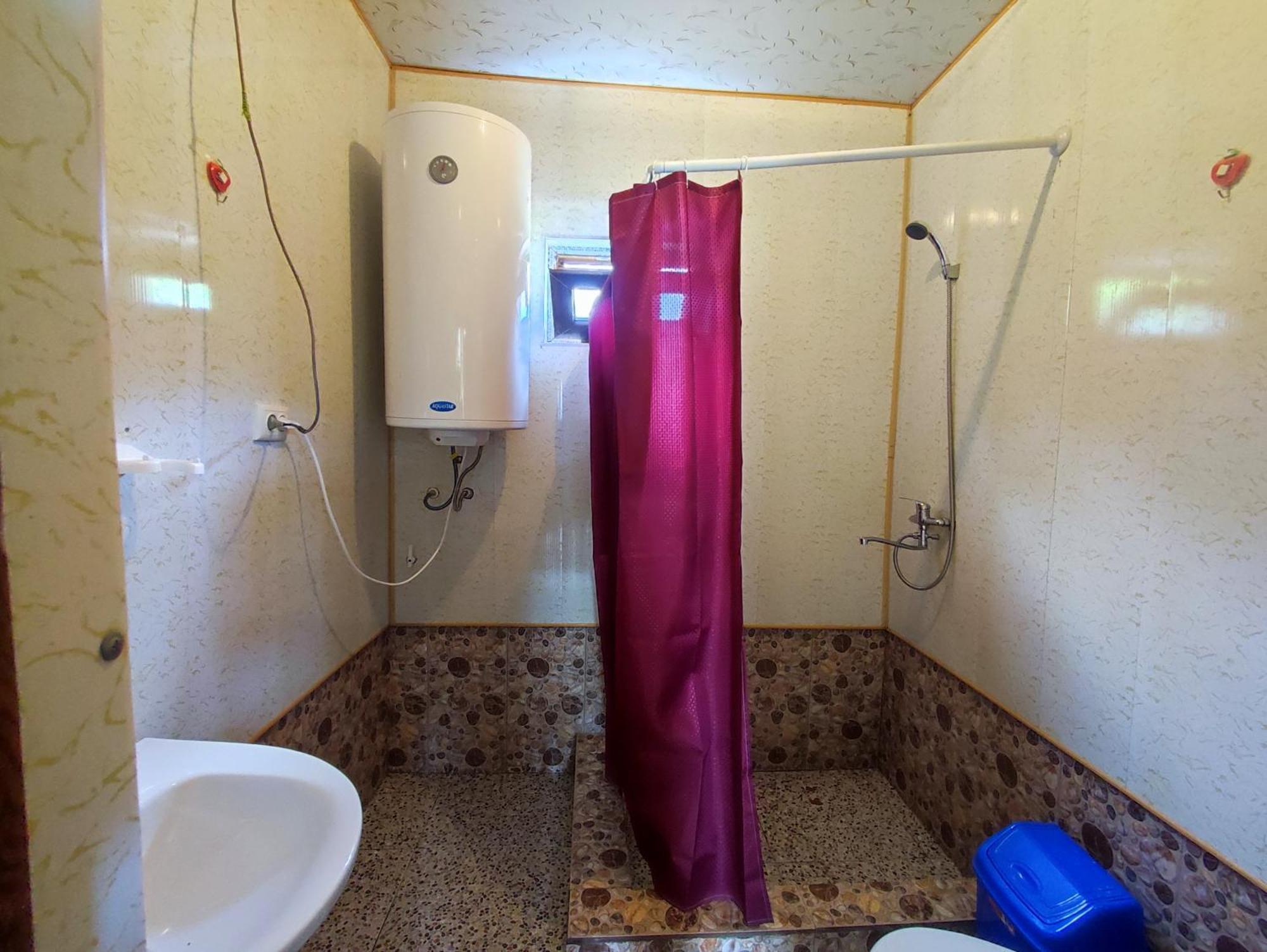 Adishi Guest House Zhora Kaldani Eksteriør billede