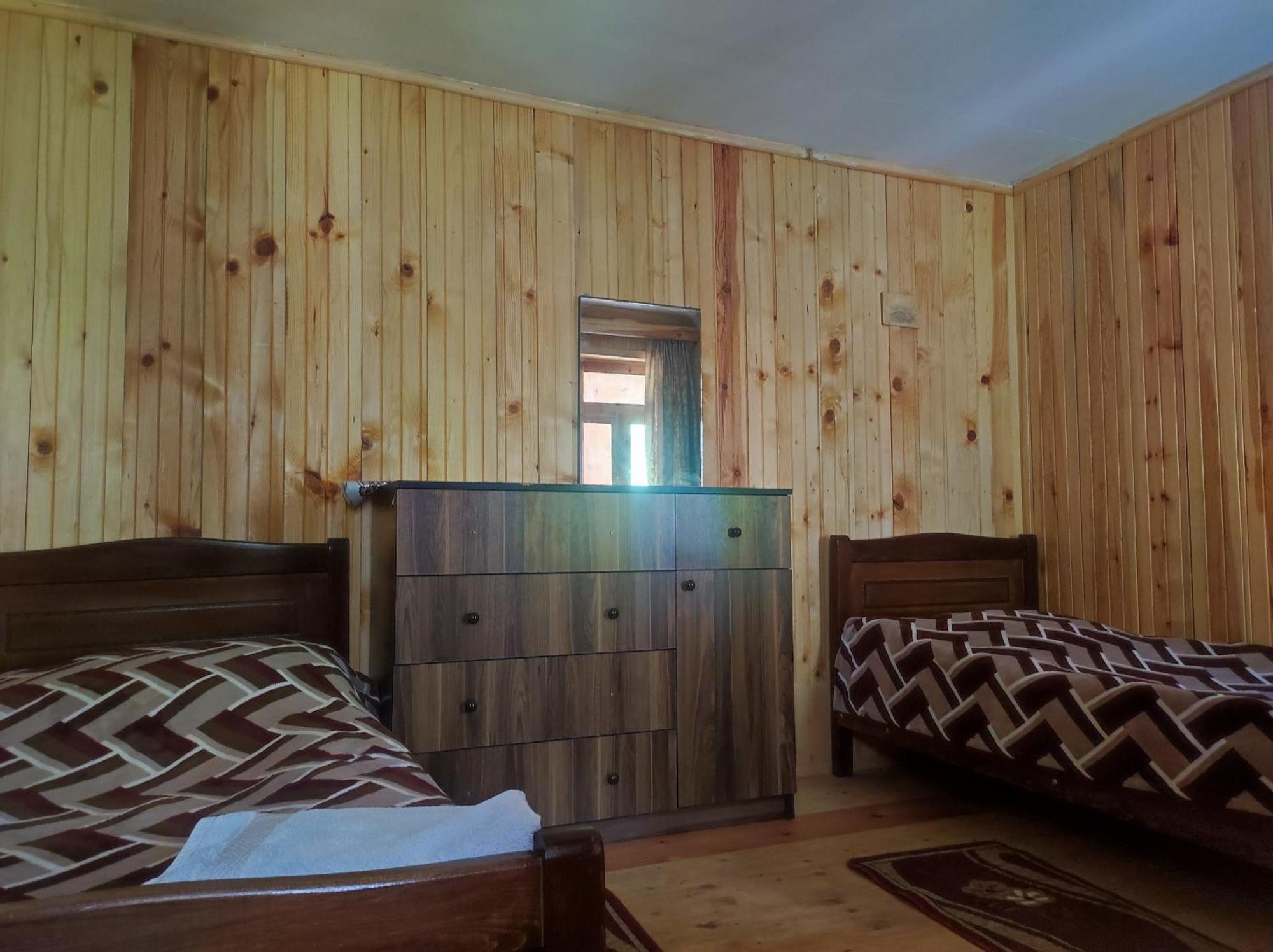 Adishi Guest House Zhora Kaldani Værelse billede