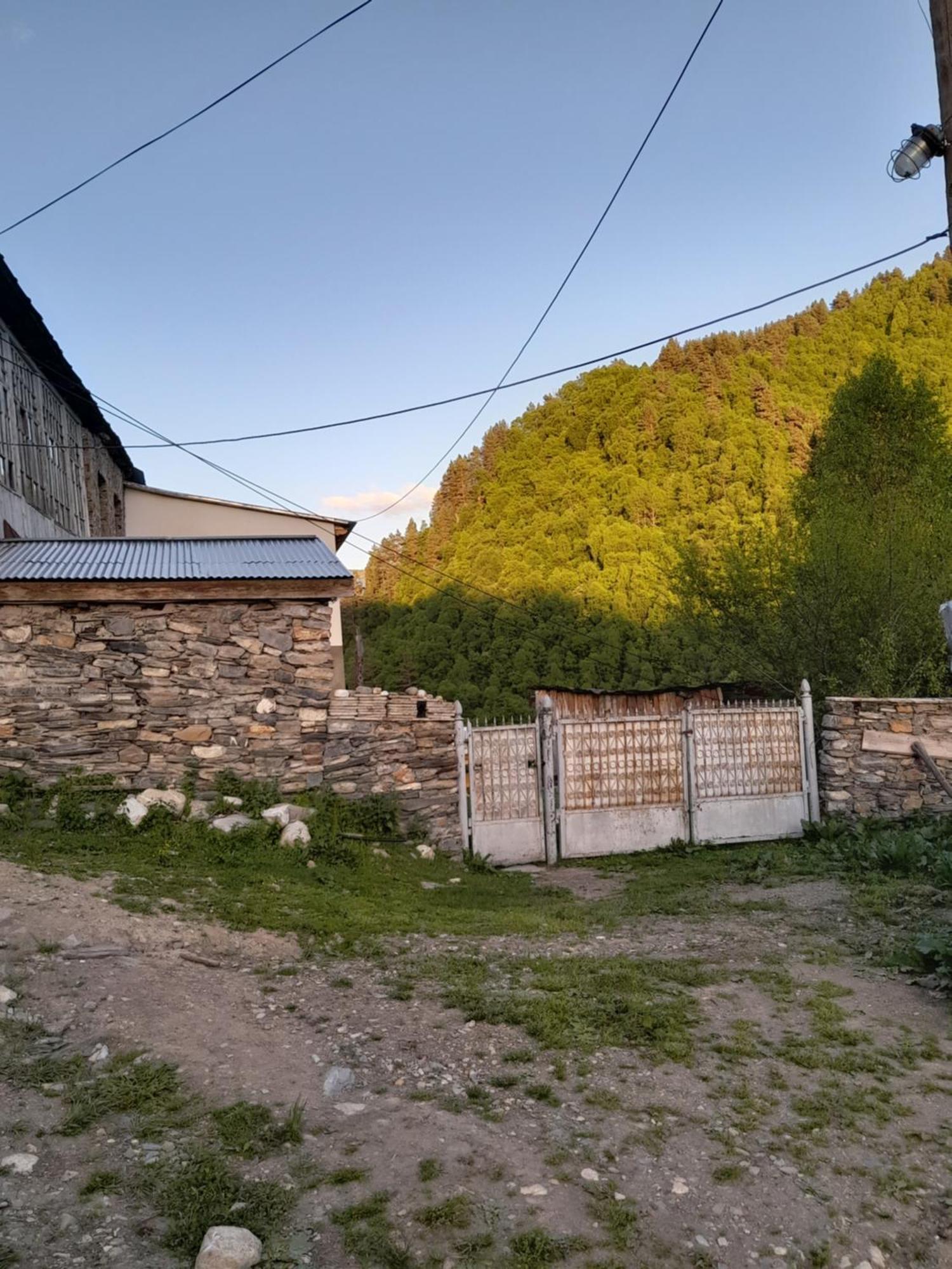Adishi Guest House Zhora Kaldani Eksteriør billede