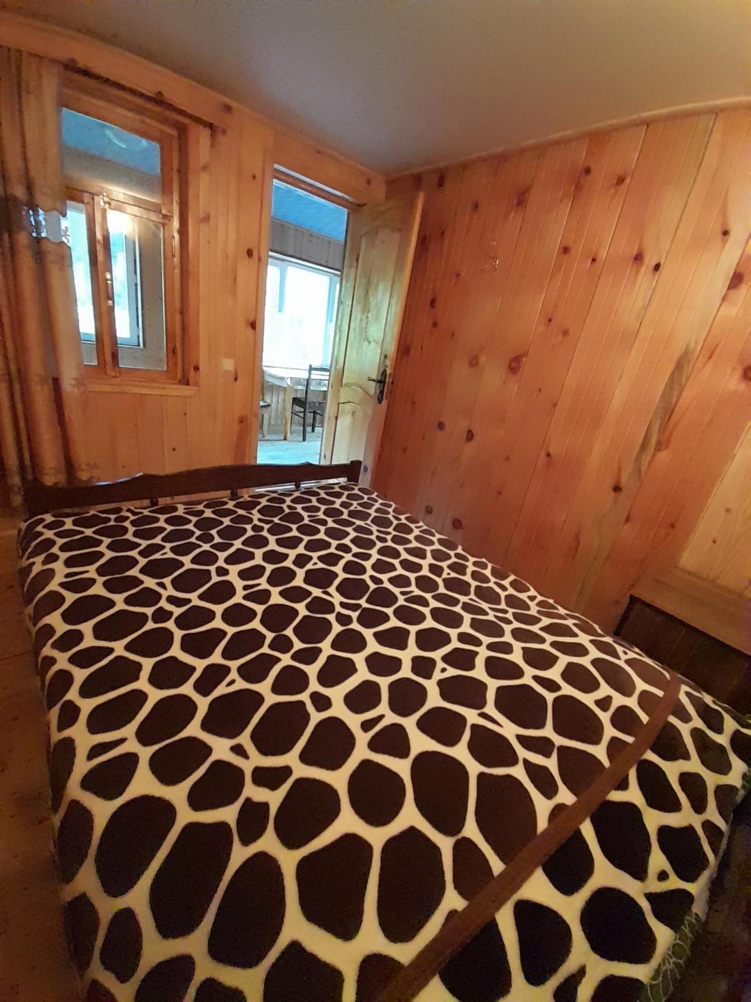 Adishi Guest House Zhora Kaldani Eksteriør billede